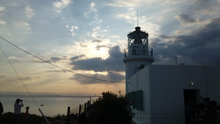 Φάρος Αγγελοχωρίου: Ιστορία & Θέα